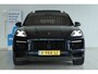 Porsche Cayenne 3.0 E-Hybrid | SportDesign | Sportchrono | Nightvision | Stoelventilatie | Massage | HUD | Bose | 360 Camera | Trekhaak | ACC | Matrix |