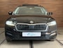 Skoda Octavia Combi 1.0 e-TSI Ambition | Pano | Massage | Camera | Winterpakket | Carplay | Trekhaak