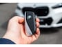BMW iX1 EDrive 20 M Sport Live Cockpit I Mineralweiss Metallic I Head Up I Led I CarPlay I 360 Camera I M-Sportremmen rood I BTW