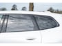 BMW iX1 EDrive 20 M Sport Live Cockpit I Mineralweiss Metallic I Head Up I Led I CarPlay I 360 Camera I M-Sportremmen rood I BTW