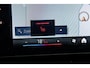 BMW iX1 EDrive 20 M Sport Live Cockpit I Mineralweiss Metallic I Head Up I Led I CarPlay I 360 Camera I M-Sportremmen rood I BTW