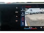 BMW iX1 EDrive 20 M Sport Live Cockpit I Mineralweiss Metallic I Head Up I Led I CarPlay I 360 Camera I M-Sportremmen rood I BTW
