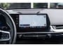 BMW iX1 EDrive 20 M Sport Live Cockpit I Mineralweiss Metallic I Head Up I Led I CarPlay I 360 Camera I M-Sportremmen rood I BTW