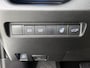 Toyota RAV4 2.5 Hybrid Bi-Tone | DEALER ONDERHOUDEN | Trekhaak | Navigatie | Stoel + Stuur verwarming | Elektrische Stoel |