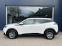 Peugeot 2008 1.2 Turbo 100 PK Active Pack | Navigatie | Apple carplay | Hoge zitpositie | Parkeersensoren | Climate Control | Cruise Control | Lichtmetalen velgen |