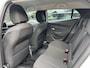 Peugeot 2008 1.2 Turbo 100 PK Active Pack | Navigatie | Apple carplay | Hoge zitpositie | Parkeersensoren | Climate Control | Cruise Control | Lichtmetalen velgen |