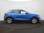 Volkswagen T-Roc 1.0 TSI Life Business Navigatie - Clima - Led verlichting - Camera