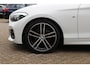 BMW 1-Serie 118i Edition M Sport Shadow High Exe. / Leder / Navigatie / Parkeerhulp achter / Keyless / 18'' / Getint glas / Stoelverwarming / Cruise Control