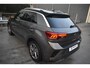 Volkswagen T-Roc 1.5 TSI 150PK DSG R-line | Trekhaak | Achteruitrijcamera | Parkeerhulp V+A | Adaptive Cruise