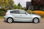 BMW 1-Serie 120I 2.0i 170pk High Executive automaat ECC/cruise/navi/PDC/lm velgen 5drs