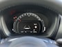 Toyota Aygo X 1.0 VVT-i MT JBL | Apple Carplay/Android Auto | Stoelverwarming | Parkeercamera/-sensoren | Climate Control | Draadloze telefoonlader | Keyless Entry/Start | Adaptive Cruise Control | DAB | Weinig kilometers!! |