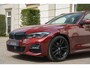 BMW 3-Serie Touring 320i High Executive TREKHAAK | PANO | KUIPSTOELEN | CARBON | ADAPTIVE | MEMORY | LASER