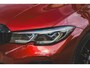 BMW 3-Serie Touring 320i High Executive TREKHAAK | PANO | KUIPSTOELEN | CARBON | ADAPTIVE | MEMORY | LASER
