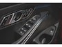 BMW 3-Serie Touring 320i High Executive TREKHAAK | PANO | KUIPSTOELEN | CARBON | ADAPTIVE | MEMORY | LASER