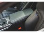 BMW 3-Serie Touring 320i High Executive TREKHAAK | PANO | KUIPSTOELEN | CARBON | ADAPTIVE | MEMORY | LASER