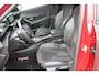 Peugeot e-2008 EV GT Pack 50 kWh Airco Navi Camera Carplay Adaptive Cruise Dealer onderhouden