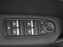 Renault Captur 1.6 E-Tech full hybrid 145Pk Techno | Navigatie | Apple & Android Carplay | Parkeersensoren & Camera | 17'' Velgen | Climate Control | Privacy Glass | Keyless Entry |