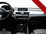 BMW X1 xDrive25e M Sport PHEV 221pk Dealer O.H | Trekhaak Afn. | Panodak | Camera | Sportstoelen & Sportstuur Verwarmd | Hifi Audio | Cruise Control | Sfeerverlichting | Navigatie | DAB | 19"L.M | Plug In Hybrid |