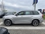 Volvo XC90 T8 Plug-in hybrid AWD Ultra Dark | Luchtvering | Trekhaak | Massagestoelen | Bowers & Wilkins |