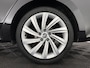 Skoda Octavia Combi 1.0 TSI Style (INCL-BTW) *PANO | FULL-LED | LANE-ASSIST | DIGI-COCKPIT | HEATED-COMFORTSEATS | NAVI-FULLMAP | PRIVACYGLASS | KEYLESS | DAB | ECC | PDC | CRUISE | TOWBAR | 18''ALU*
