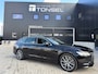 Volvo V90 2.0 T5 Momentum / Automaat / Trekhaak / Leder / Camera / 19" Inch LMV