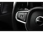 Volvo XC60 Plus Black Edition Recharge Plug-In Hybrid AWD | Panoramadak | 360 Camera | Head-up Display | Harman Kardon | Sportstoelen | Stoel en stuurwielverwarming | BLIS |