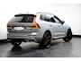 Volvo XC60 Plus Black Edition Recharge Plug-In Hybrid AWD | Panoramadak | 360 Camera | Head-up Display | Harman Kardon | Sportstoelen | Stoel en stuurwielverwarming | BLIS |