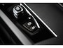 Volvo XC60 Plus Black Edition Recharge Plug-In Hybrid AWD | Panoramadak | 360 Camera | Head-up Display | Harman Kardon | Sportstoelen | Stoel en stuurwielverwarming | BLIS |