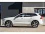 Volvo XC60 2.0 T8 R-Design Luchtvering Pano Trekhaak 19''