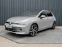 Volkswagen Golf 1.5 eTSI 50 Edition | Panodak | Trekhaak wegkl. | Stoelgeheugen | Head Up | IQ Light | Prijs Rijklaar!!