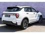 Lynk & Co 01 1.5 Core | 19 inch LM-Velgen | Ledverlichting | 1800 kg trekvermogen | Keyless Entry | Apple Carplay & Android Auto | Adaptieve Cruise Control | Achteruitrijcamera | Stoelverwarming | 15,4 inch middendisplay | Premium audiosysteem |