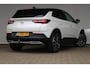 Opel Grandland X 1.6 Turbo Ultimate | Afneembare trekhaak | Panoramadak | Elektrische kofferklep | Voorruitverwarming |