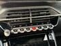 Peugeot e-2008 Allure Pack 50 kWh 136PK Automaat Navigatie, Achteruitrijcamera, Keyless, Trekhaak Afneembaar, Parkeersensoren Achter