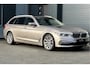 BMW 5-Serie Touring 530d xDrive High Executive PANO KEYLESS COMFORTSTOEL LEER TREKHAAK