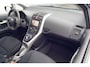 Toyota Auris 1.8 Full Hybrid Dynamic Business / NL-Auto / Navi / Fietsendragerhaak / Camera / Climate