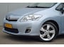 Toyota Auris 1.8 Full Hybrid Dynamic Business / NL-Auto / Navi / Fietsendragerhaak / Camera / Climate