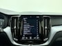 Volvo XC60 T5 252pk Momentum Pro / BLIS / Park assist camera / Pilot assist / Trekhaak / Stoelverwarming / Apple carplay /