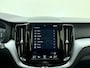 Volvo XC60 T5 252pk Momentum Pro / BLIS / Park assist camera / Pilot assist / Trekhaak / Stoelverwarming / Apple carplay /