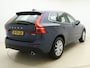 Volvo XC60 T5 252pk Momentum Pro / BLIS / Park assist camera / Pilot assist / Trekhaak / Stoelverwarming / Apple carplay /