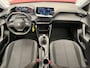 Peugeot 2008 1.2 PureTech Blue Lease Active Trekhaak | Camera | All-Season Banden | Parkeersensoren Achter | Cruise | Stoelverwarming | Carplay | Achteruitrijcamera | Cruise control | DAB ontvanger