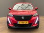 Peugeot 2008 1.2 PureTech Blue Lease Active Trekhaak | Camera | All-Season Banden | Parkeersensoren Achter | Cruise | Stoelverwarming | Carplay | Achteruitrijcamera | Cruise control | DAB ontvanger