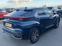 Toyota C-HR / C-HR+ 1.8 Hybrid 140 Executive Auto vol luxe met zeer lage KM stand! Dodehoekdetectie, camera, cruise control, stoelverwarming, NL-auto, automaat!