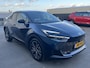 Toyota C-HR / C-HR+ 1.8 Hybrid 140 Executive Auto vol luxe met zeer lage KM stand! Dodehoekdetectie, camera, cruise control, stoelverwarming, NL-auto, automaat!