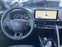 Toyota C-HR / C-HR+ 1.8 Hybrid 140 Executive Auto vol luxe met zeer lage KM stand! Dodehoekdetectie, camera, cruise control, stoelverwarming, NL-auto, automaat!