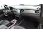 Kia Niro EV e-Niro ExecutiveLine 64 kWh Leder privacyglas, keyless entry, stoelverw en vent, climat contr, JBL installatie, elec verstelbare stoel met geheugen, line ass, Trc, stuurverw, add cruise contr, inhaaldet