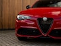 Alfa Romeo Giulia 2.0T GME AWD Competizione 280pk | Q-velgen | Harman/Kardon | Adapt. cruise | Veloce stoelen