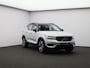 Volvo XC40 T4 211PK Recharge R-Design / 20" / Adaptieve Full Led / Voorruitverwarming / Harman Kardon / Stuur + Stoelverwarming / Keyless / Elektrische Achterklep /