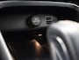 Volvo XC40 T4 211PK Recharge R-Design / 20" / Adaptieve Full Led / Voorruitverwarming / Harman Kardon / Stuur + Stoelverwarming / Keyless / Elektrische Achterklep /