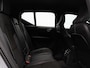 Volvo XC40 T4 211PK Recharge R-Design / 20" / Adaptieve Full Led / Voorruitverwarming / Harman Kardon / Stuur + Stoelverwarming / Keyless / Elektrische Achterklep /