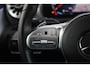 Mercedes-Benz A-klasse 180 AMG Night Pakket Automaat Panoramadak Sfeerverlichting Keyless Half Leder Full LED 18 inch Widescreen Navigatie Camera Stoelverwarming